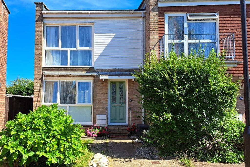 Downsview Road, Bembridge, Isle of Wight, PO35 5QT